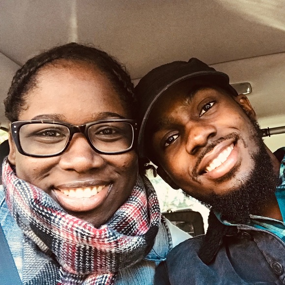 Meet your Posher, Monica - Picture 2 of 6